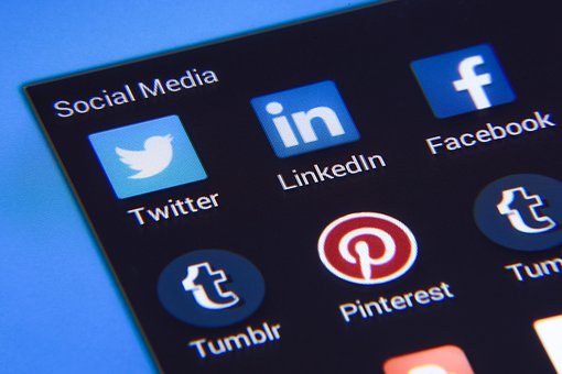 social media platforms for job recruiting